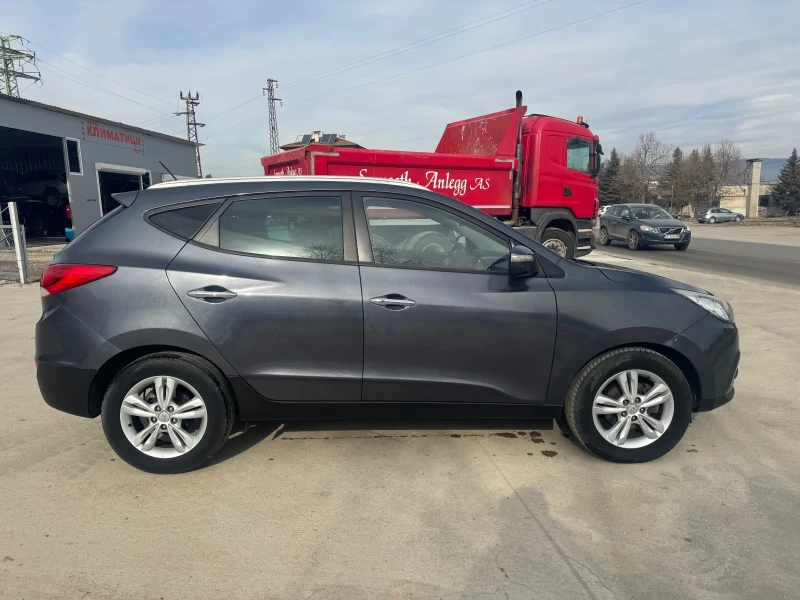 Hyundai IX35 ТОП, снимка 7 - Автомобили и джипове - 48762728