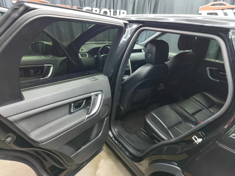 Land Rover Discovery 2.0TDI Automatic 4x4 150k.c, снимка 9 - Автомобили и джипове - 52661431