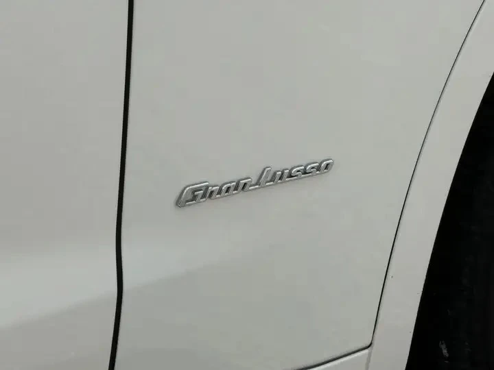Maserati Levante Automatic, снимка 12 - Автомобили и джипове - 56011018