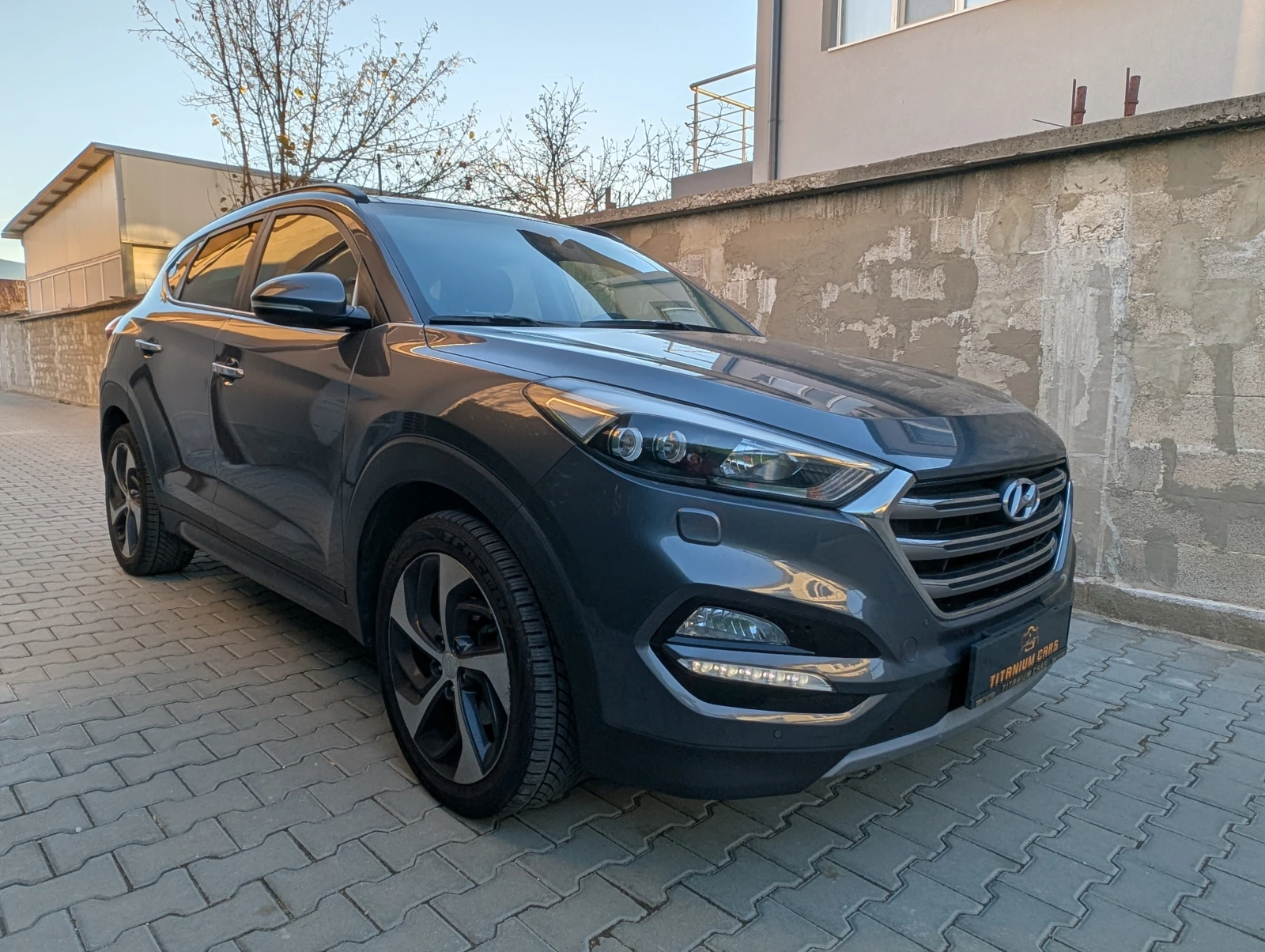 Hyundai Tucson 2.0 CRDi Xpossible 4WD/Панорама/Подгрев - изображение 3