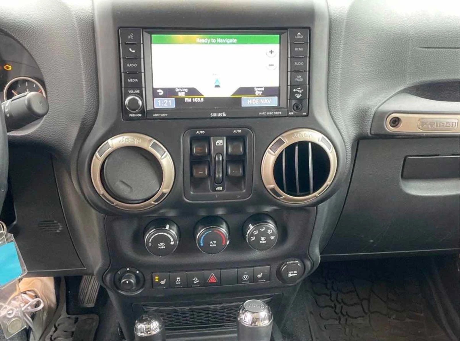 Jeep Wrangler UNLIMITED 75th Anniversary CARFAX    | Mobile.bg   8