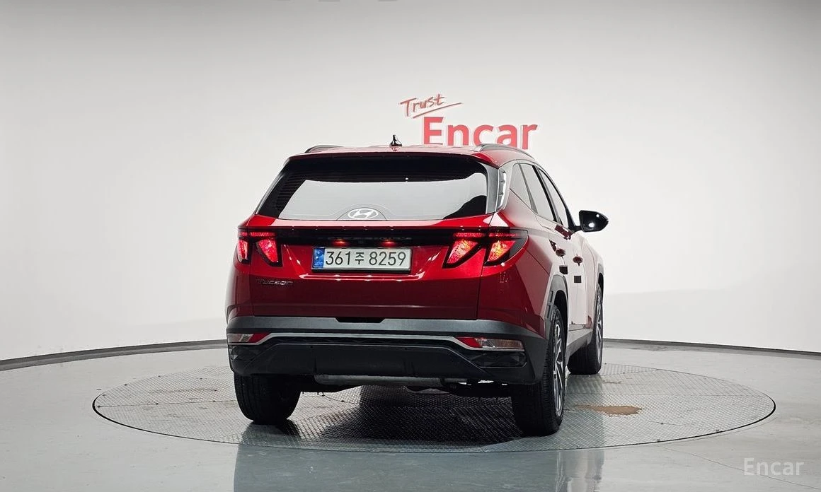 Hyundai Tucson, снимка 4 - Автомобили и джипове - 54202583