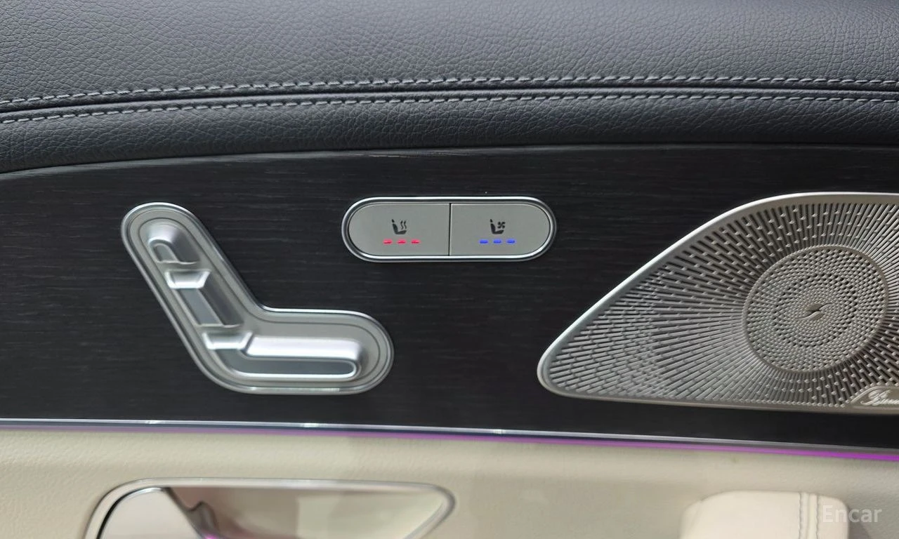 Mercedes-Benz GLS580 ХЕДЪП* BURMESTER* ПАНОРАМАx2* TBx2* FULL* , снимка 14 - Автомобили и джипове - 54427781