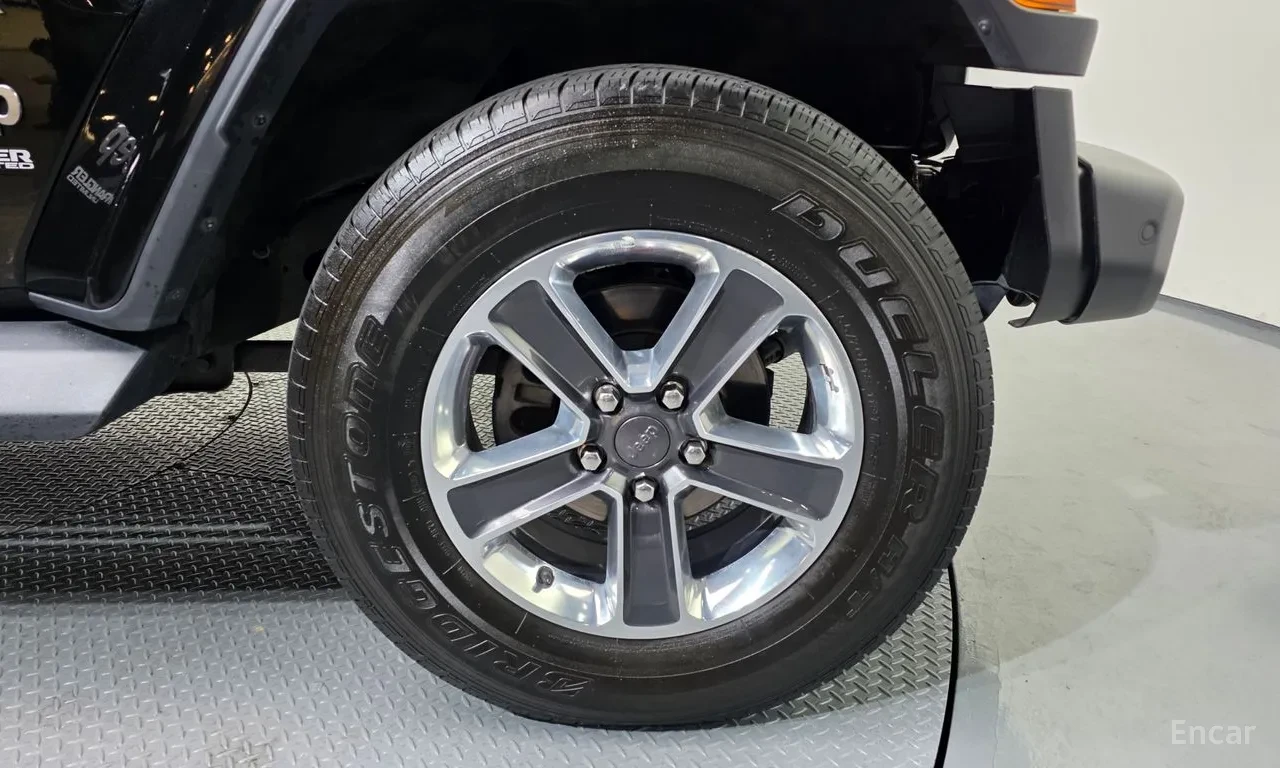 Jeep Wrangler L Sahara| 4WD| PREMIUM SUV| LEATHER| LED| NAVI| , снимка 5 - Автомобили и джипове - 55025405