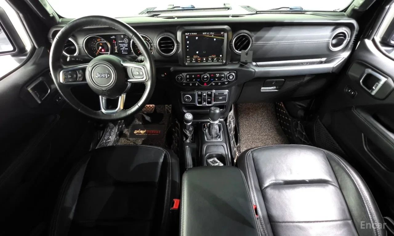 Jeep Wrangler L Sahara| 4WD| PREMIUM SUV| LEATHER| LED| NAVI| , снимка 7 - Автомобили и джипове - 55025405