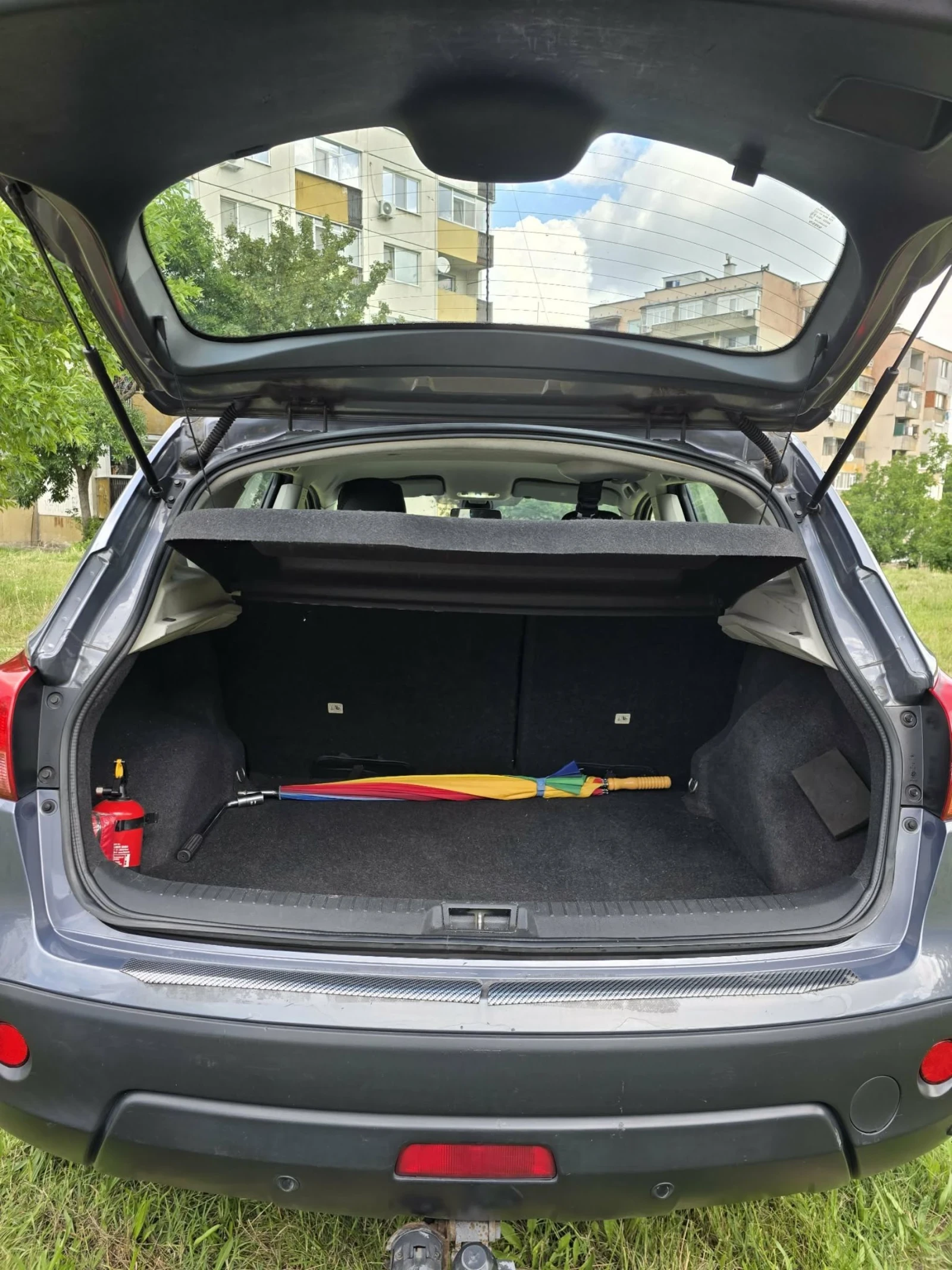 Nissan Qashqai, снимка 9 - Автомобили и джипове - 55297096