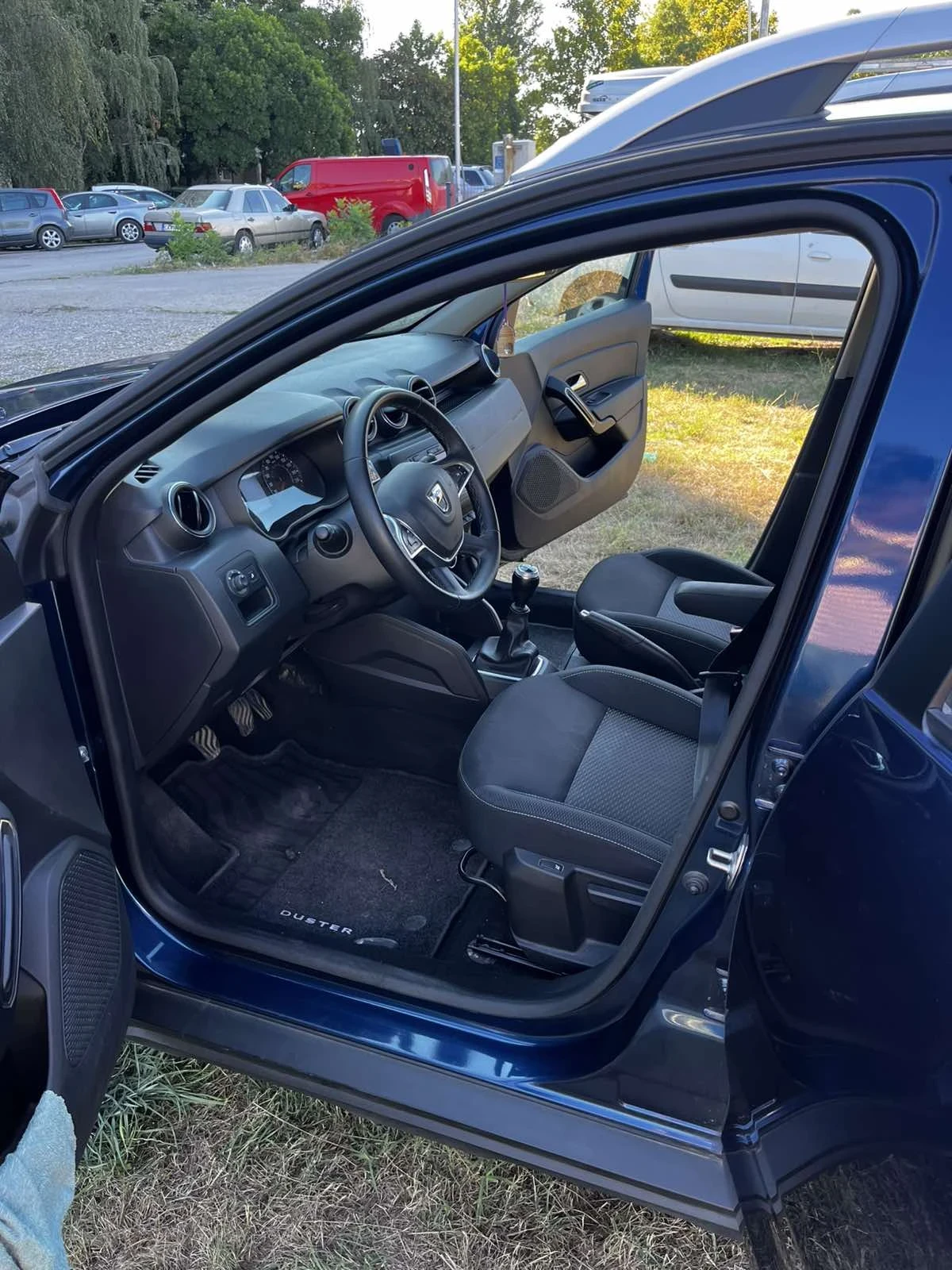 Dacia Duster, снимка 7 - Автомобили и джипове - 55491505