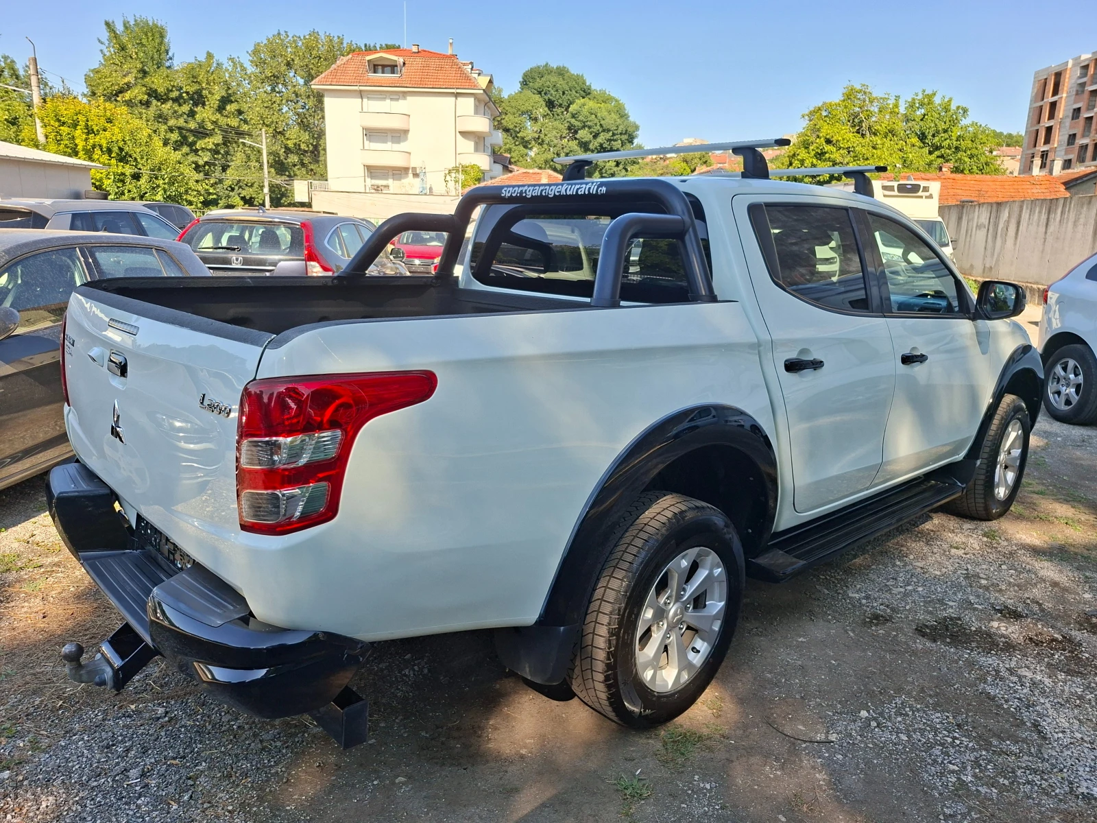Mitsubishi L200 2.4 ШВЕЙЦАРИЯ 181кс., снимка 4 - Автомобили и джипове - 55628692