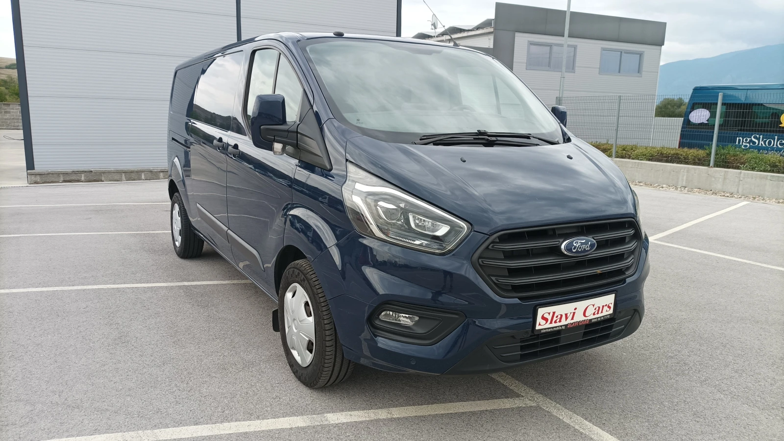 Ford Transit Custom 2.0 d 170 ks - изображение 4