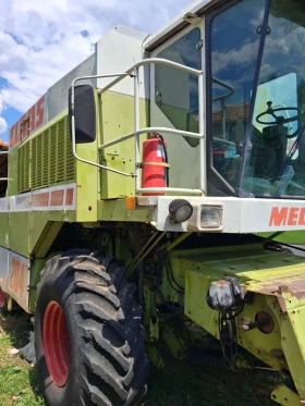 Комбайн Claas 204, снимка 1