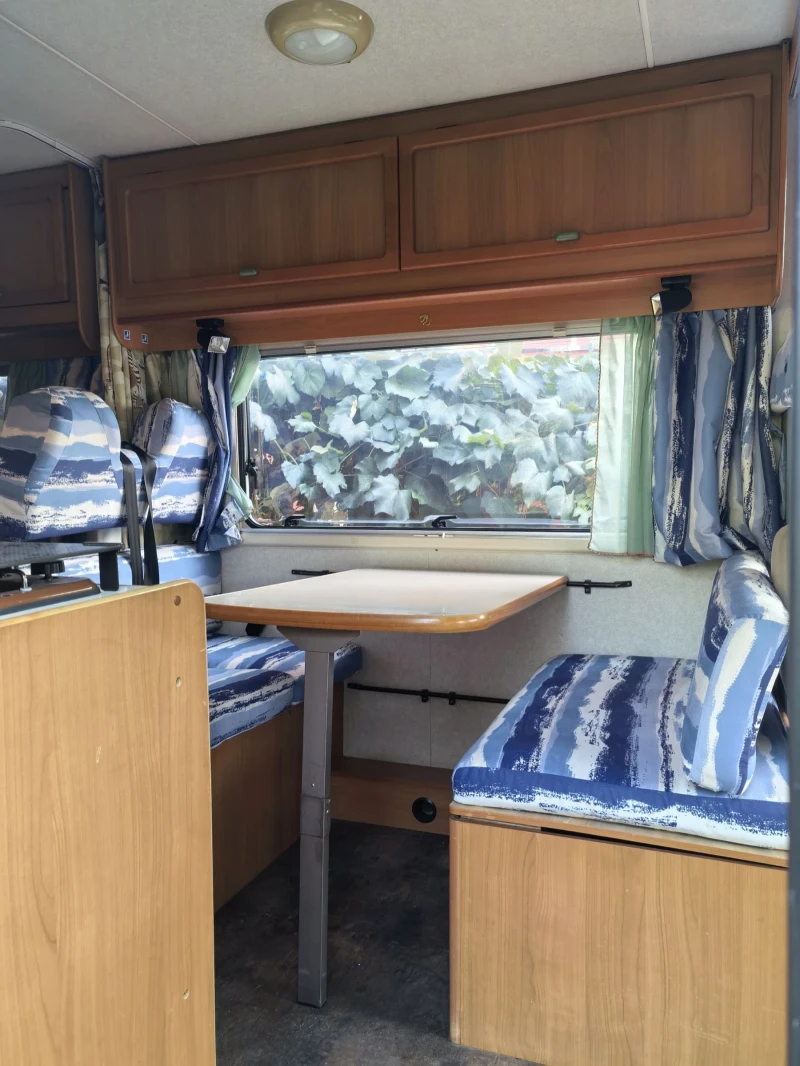 Кемпер Ford Eifeland, снимка 13 - Каравани и кемпери - 51471215