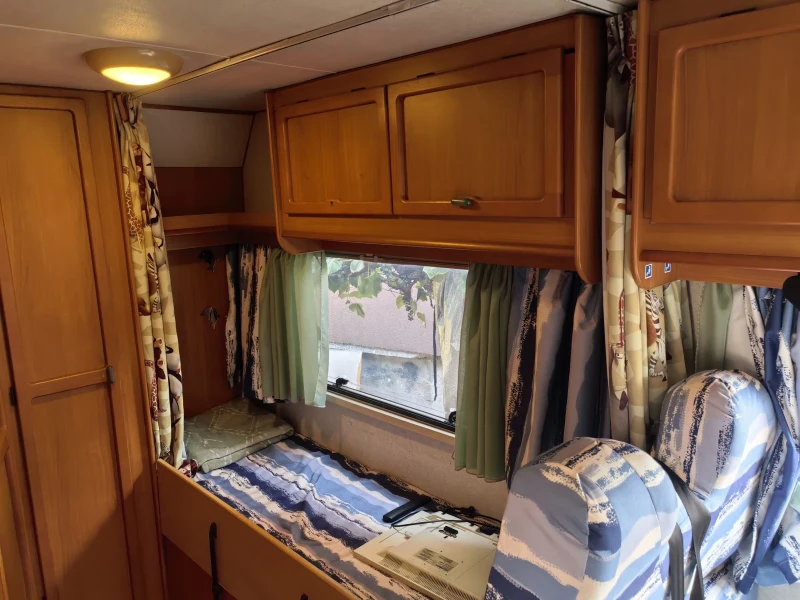 Кемпер Ford Eifeland, снимка 14 - Каравани и кемпери - 51471215