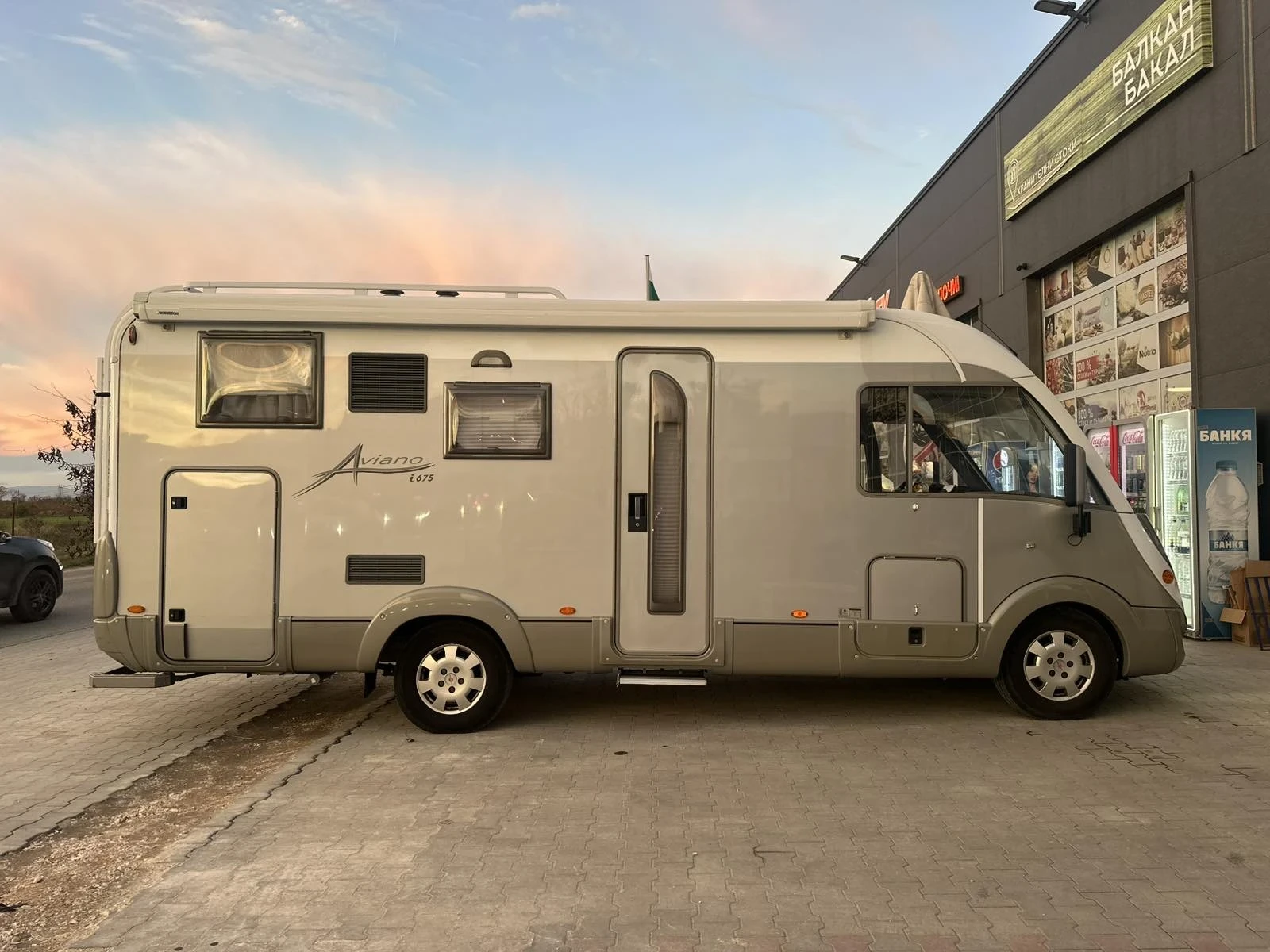 ������ Burstner I675 | Mobile.bg � ����������� 15