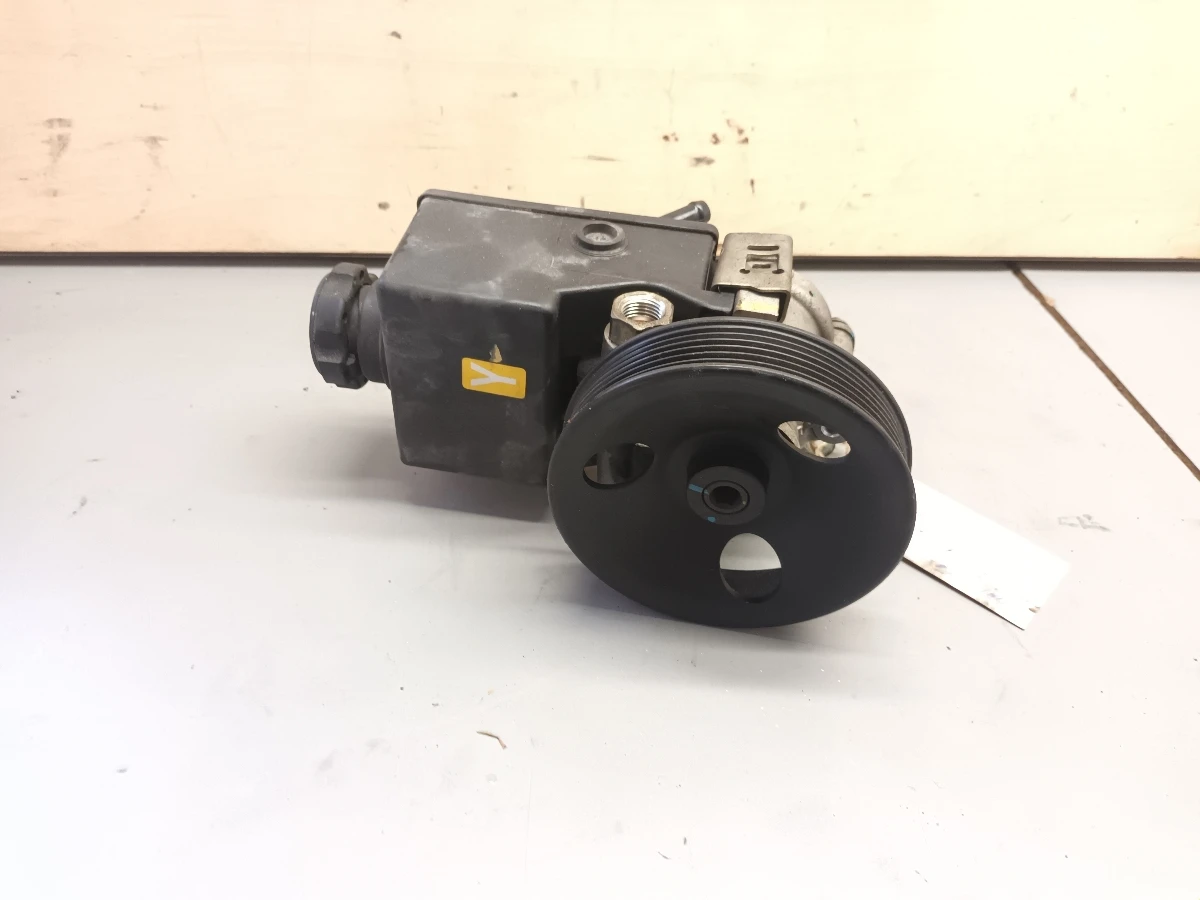 хидравлична помпа Санг Йонг Актион 2,3бензин,рекстън