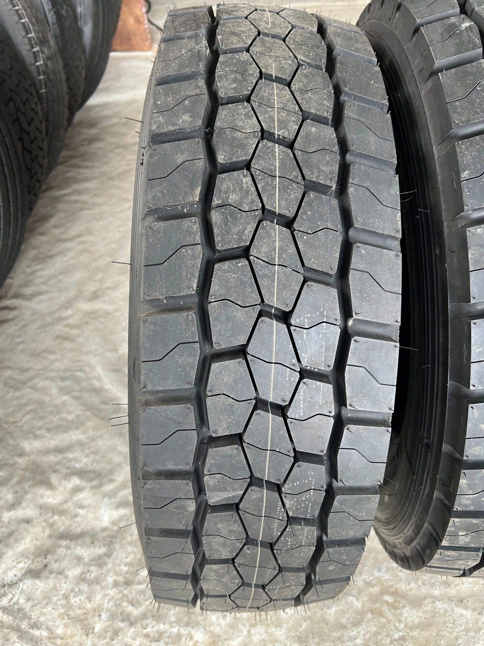  225/75R17.5 | Mobile.bg   2