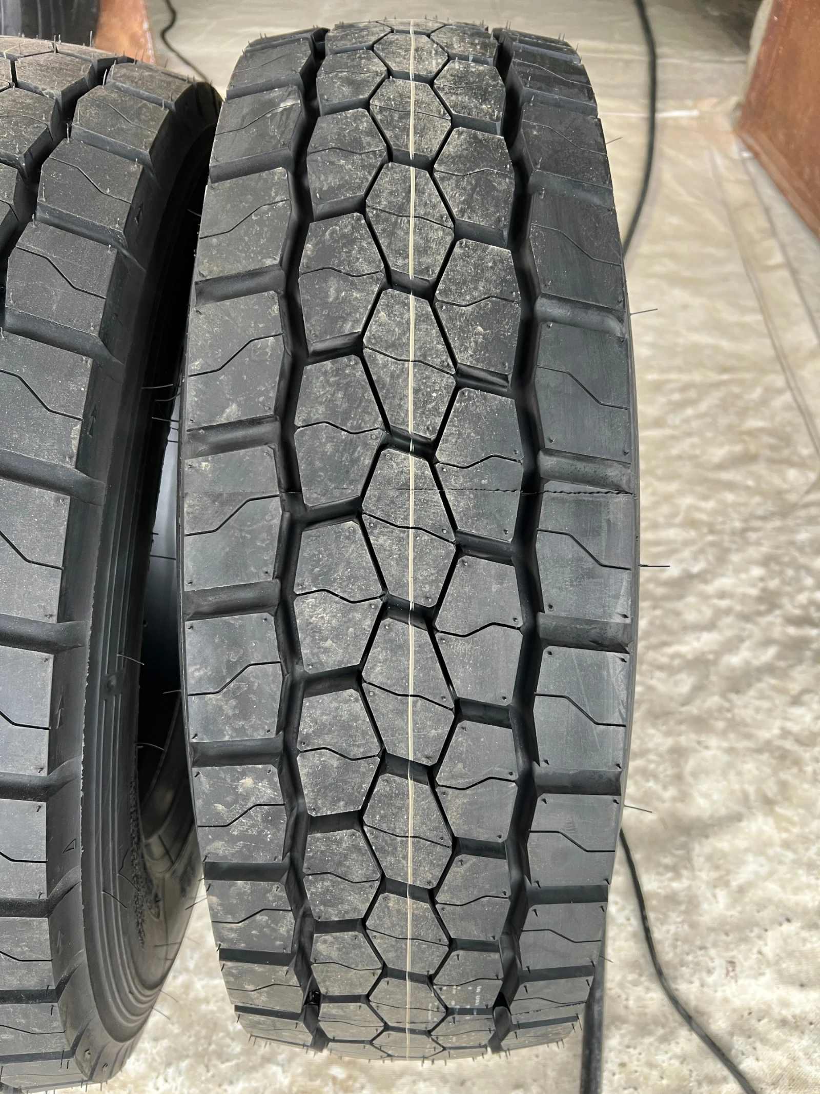  225/75R17.5 | Mobile.bg   3