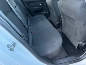 Chevrolet Cruze 1, 6i bi-fuel LPG, 124k.c., ев5, клима, лимо, темп, снимка 13