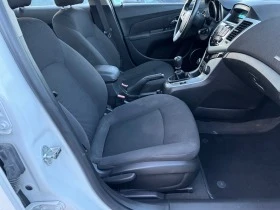 Chevrolet Cruze 1, 6i bi-fuel LPG, 124k.c., ев5, клима, лимо, темп, снимка 10