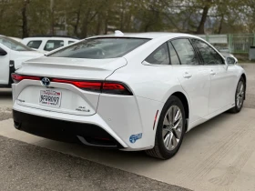 Toyota Mirai ВОДОРОД* 360CAM* М.Точка* JBLмузика* KeyLess, снимка 2