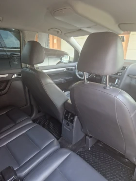 VW Touran 1.6 Tdi, снимка 10