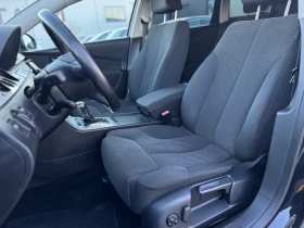VW Passat 2.0TDI AVTOMAT NAVI, снимка 9
