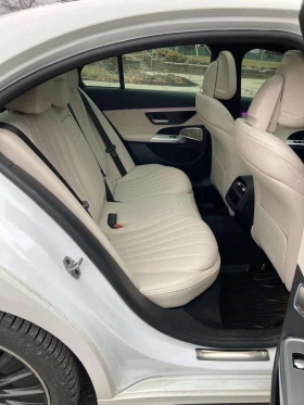 Mercedes-Benz E 350 CARFAX - 51500 € / 100725.24 лв. - 74977254 10