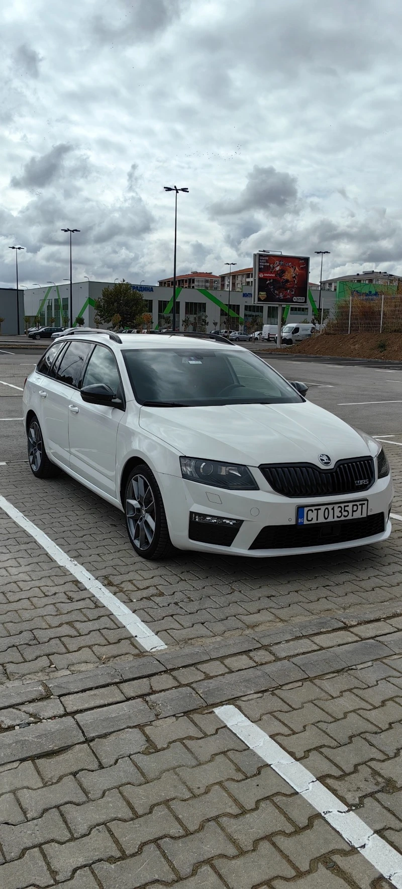 Skoda Octavia 2.0TDI/VRS/Distronic/DSG, снимка 6 - Автомобили и джипове - 47598606