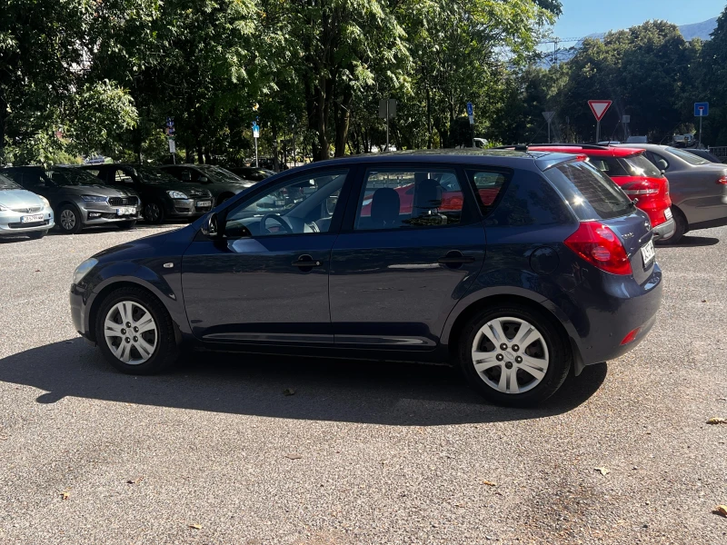 Kia Ceed, снимка 6 - Автомобили и джипове - 47307080