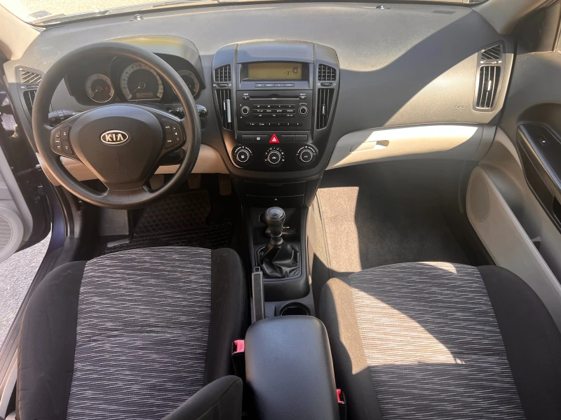 Kia Ceed, снимка 7 - Автомобили и джипове - 47307080