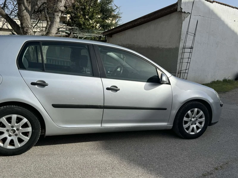 VW Golf 1.9, снимка 5 - Автомобили и джипове - 47524054