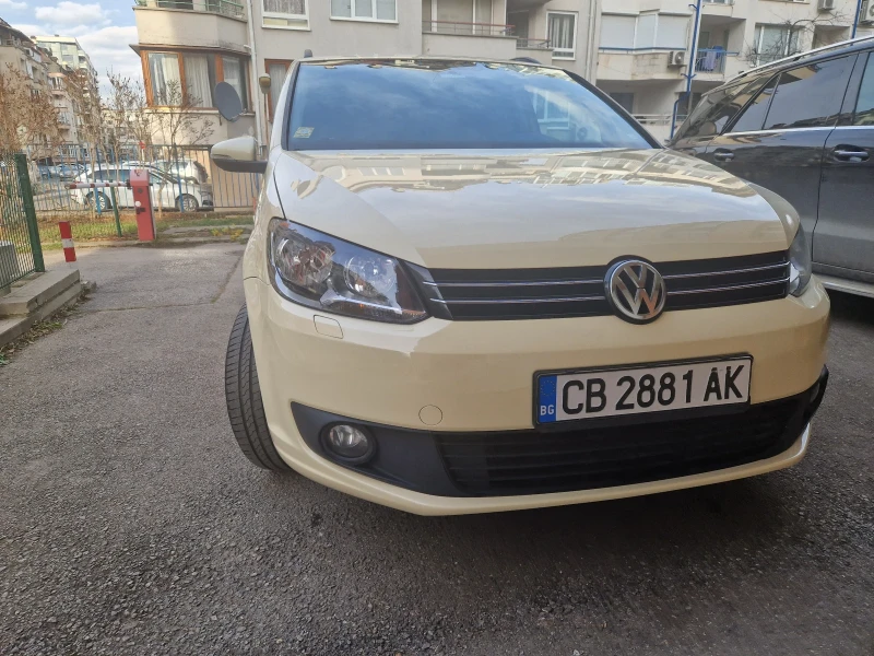 VW Touran 1.6 Tdi, снимка 3 - Автомобили и джипове - 47656910