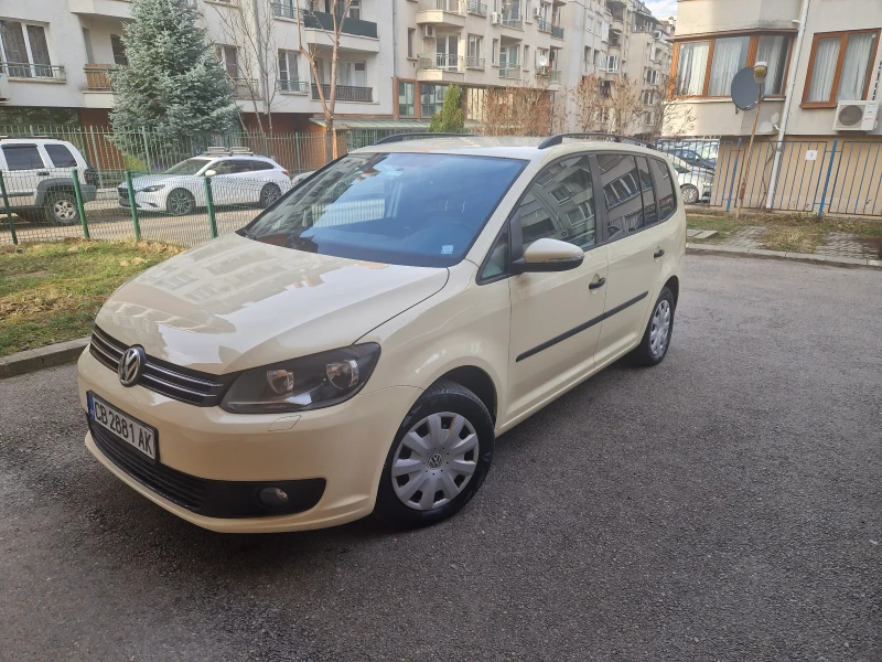 VW Touran 1.6 Tdi, снимка 2 - Автомобили и джипове - 47656910