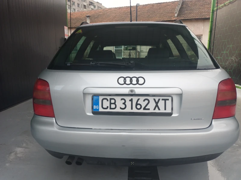 Audi A4 1.8T Quattro , снимка 4 - Автомобили и джипове - 48105315