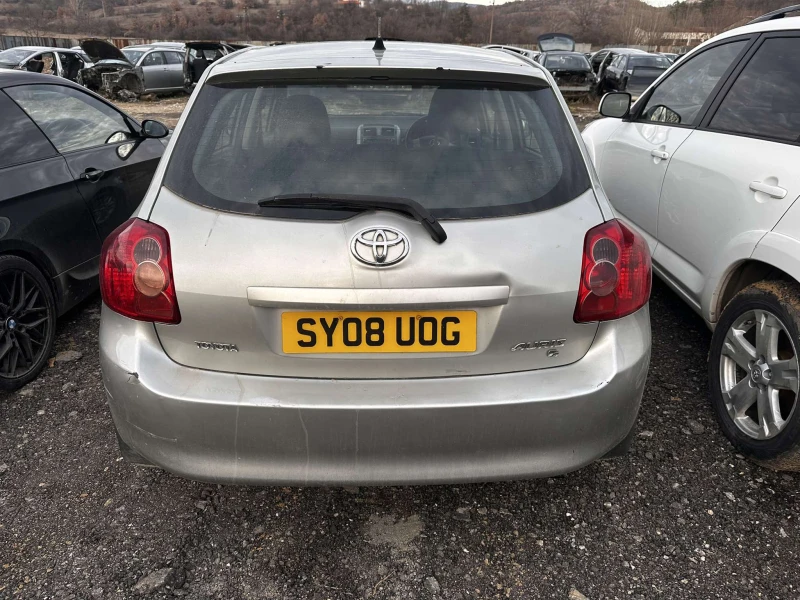 Toyota Auris 2.0 D-4D 126к.с, снимка 3 - Автомобили и джипове - 48844145