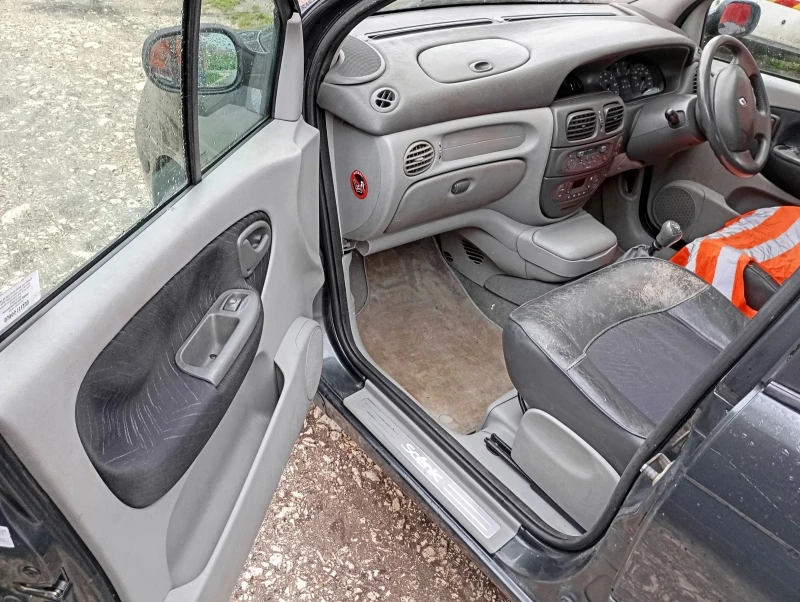 Renault Scenic Сценик Динамик, снимка 5 - Автомобили и джипове - 52433435