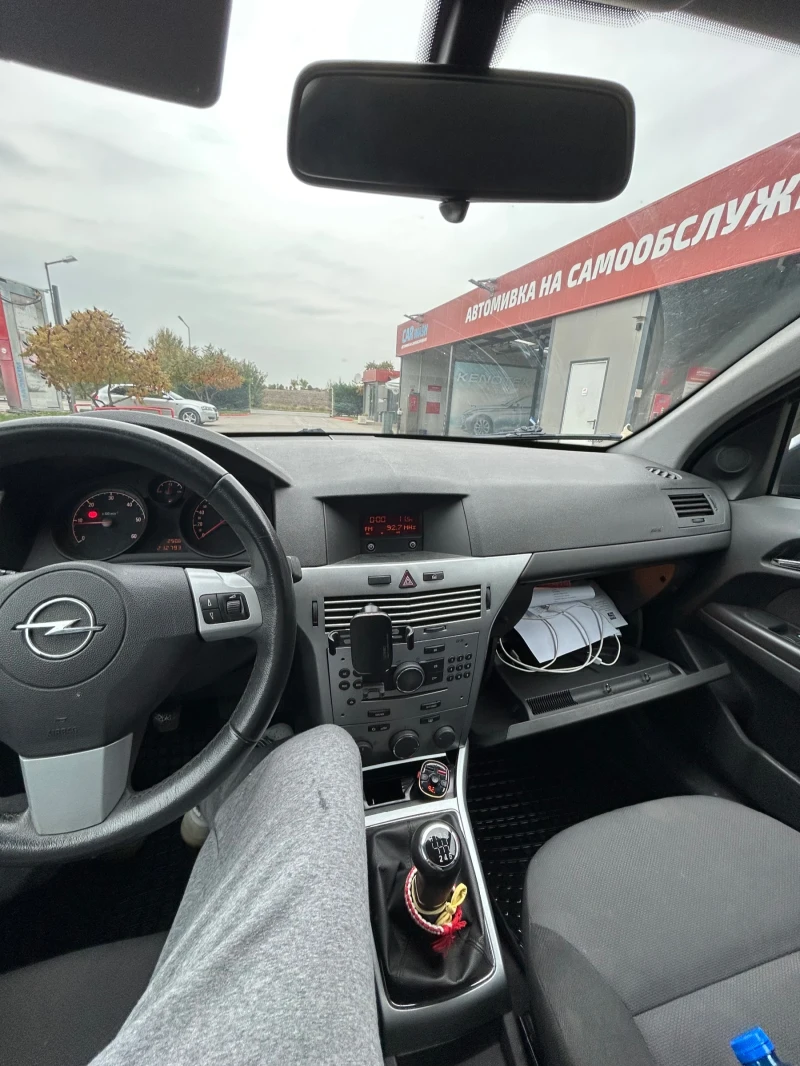 Opel Astra, снимка 10 - Автомобили и джипове - 52795803