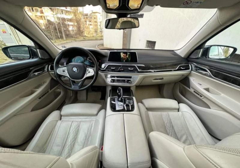 BMW 750 Xdrive Li, снимка 9 - Автомобили и джипове - 52441070