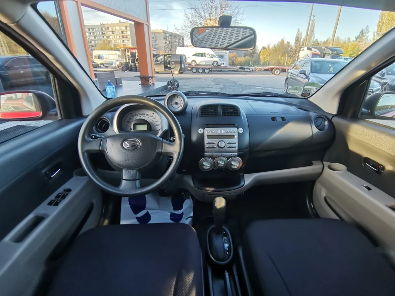 Daihatsu Sirion  АВТОМАТИК 4х4, снимка 13 - Автомобили и джипове - 52424082