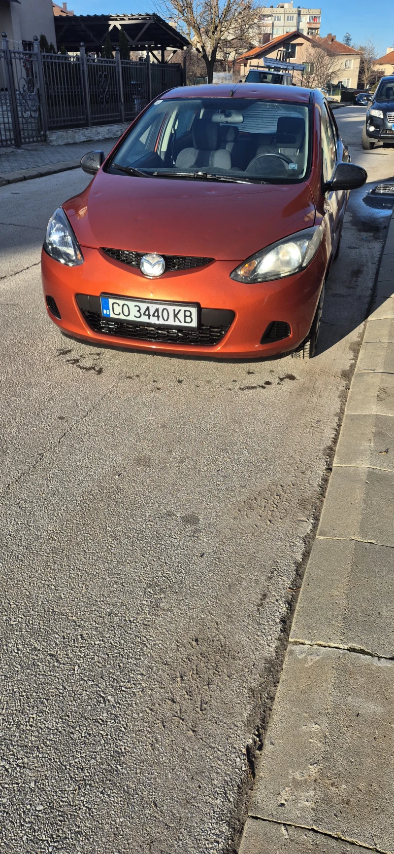 Mazda 2 1.3, снимка 2 - Автомобили и джипове - 52731161