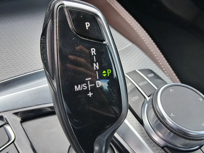 BMW 530E 530e iPerformance High Executive 2018, снимка 11 - Автомобили и джипове - 52844765