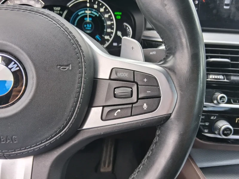 BMW 530E 530e iPerformance High Executive 2018, снимка 8 - Автомобили и джипове - 52844765