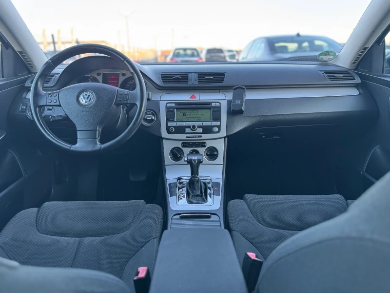 VW Passat 2.0TDI AVTOMAT NAVI, снимка 14 - Автомобили и джипове - 52903697