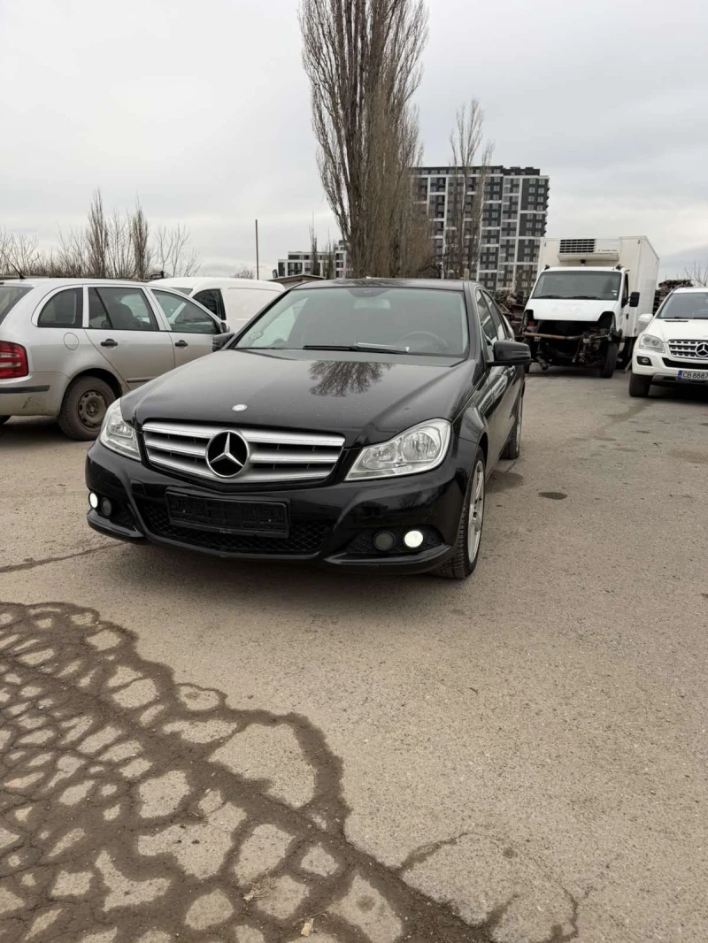 Mercedes-Benz C 220