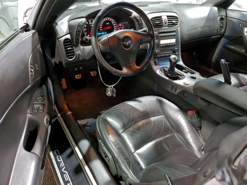 Chevrolet Corvette 6.0L V8 400кс, снимка 8 - Автомобили и джипове - 53387928