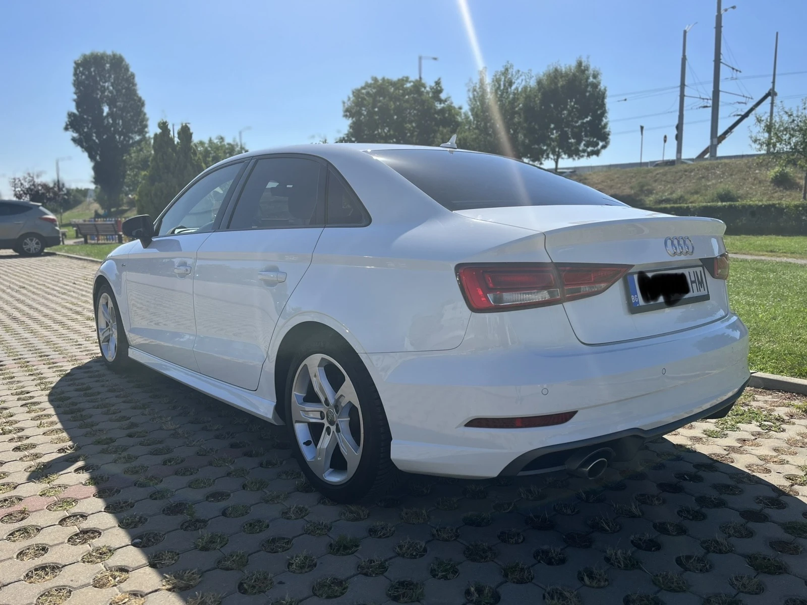 Audi A3 FACE ПЕРФЕКТНА Sline+ Автоматик Седан - изображение 4