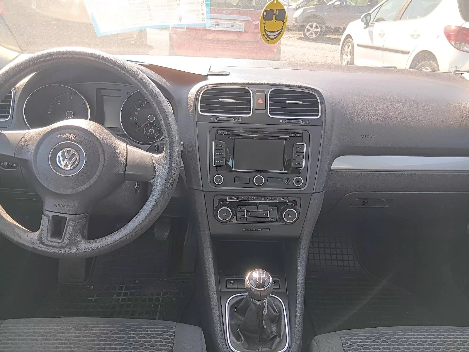 VW Golf Golf VI 1.6 105 к.с, снимка 15 - Автомобили и джипове - 47612371