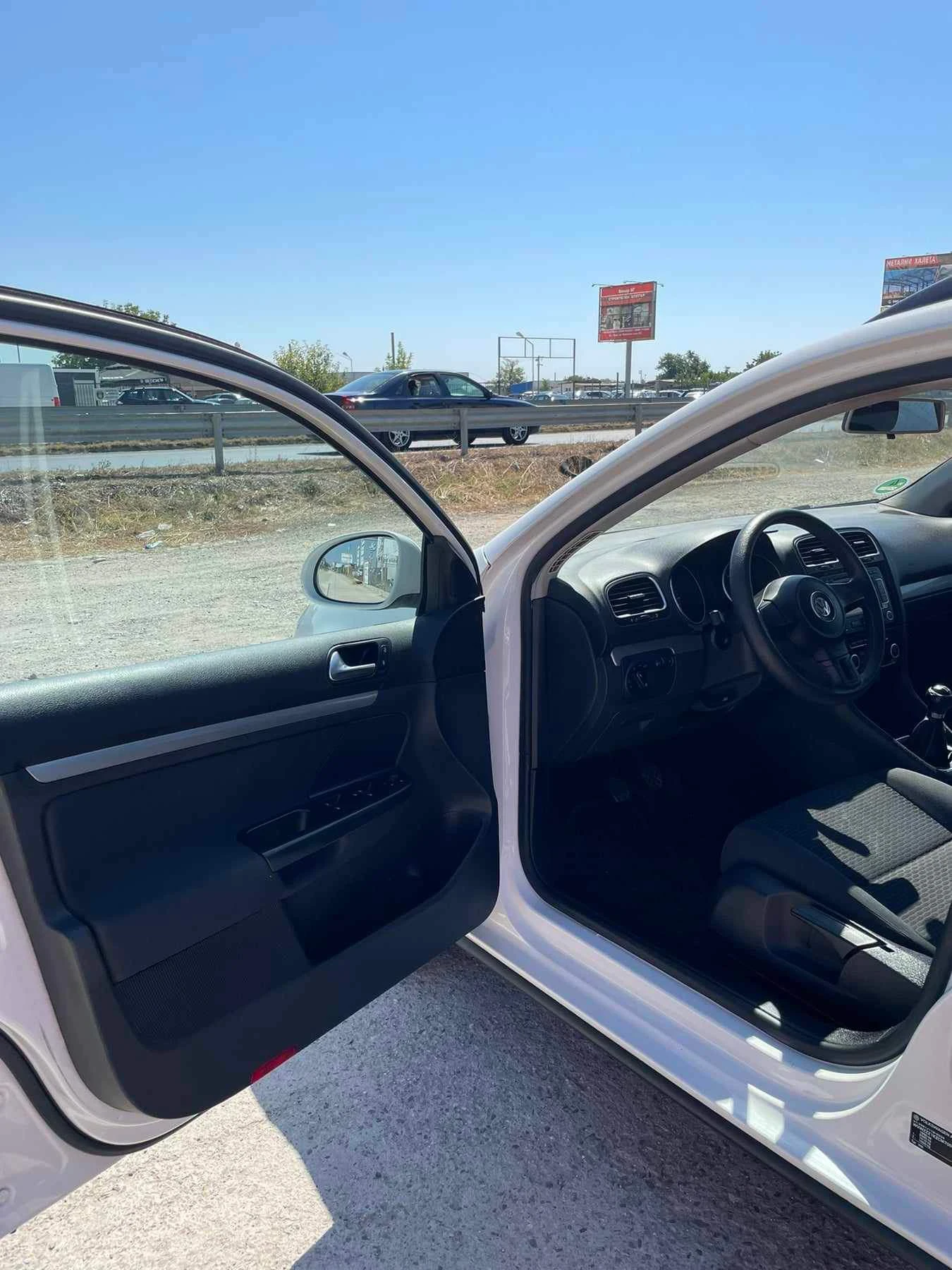 VW Golf Golf VI 1.6 105 к.с | Mobile.bg — изображение 14