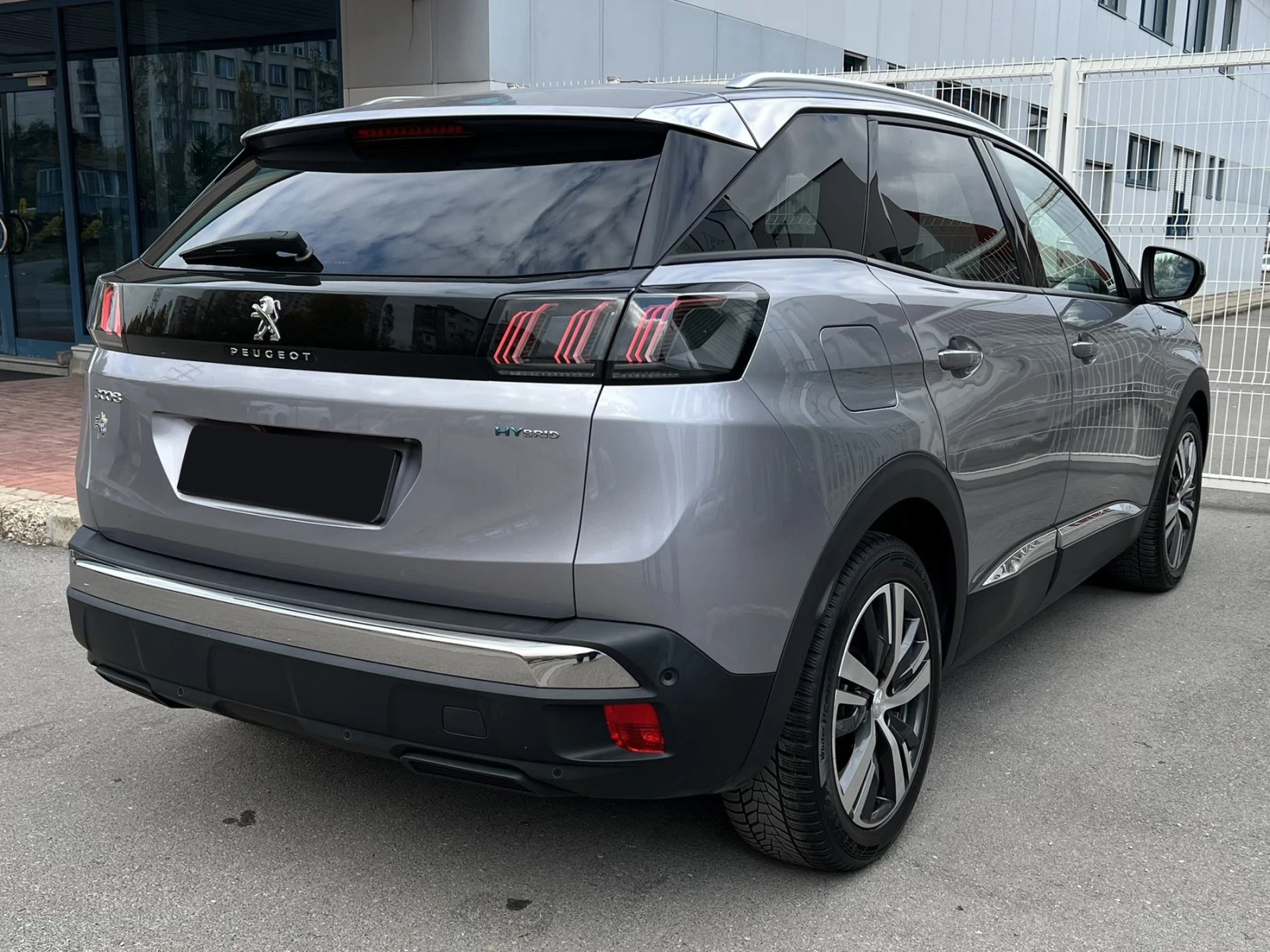 Peugeot 3008 1.6 PLUG-IN HYBRID ALLURE 82 427 км. - изображение 5