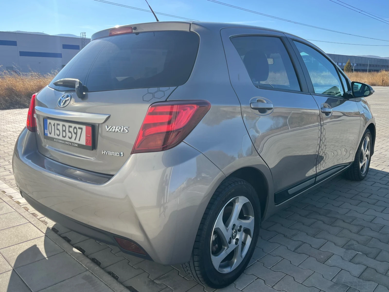 Toyota Yaris Hybrid, нави, камера, автомат, евро6 - изображение 6