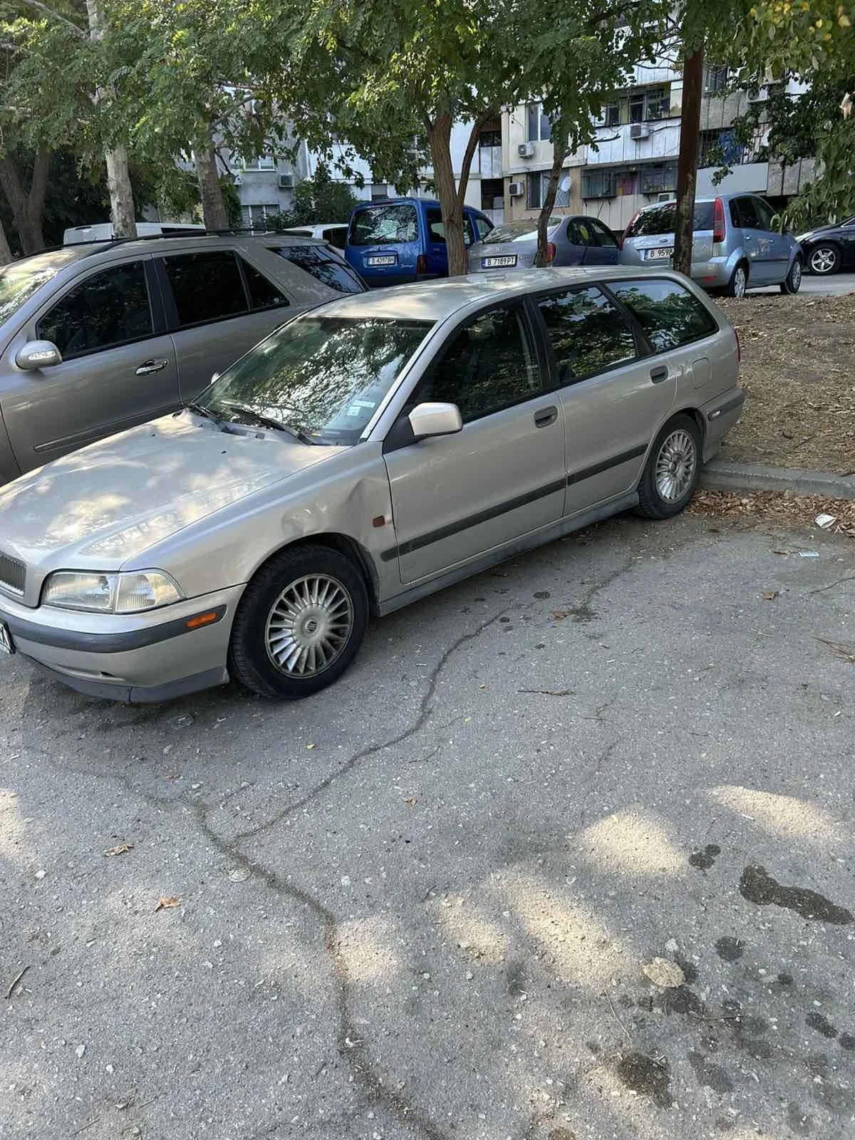 Volvo V40  - изображение 3